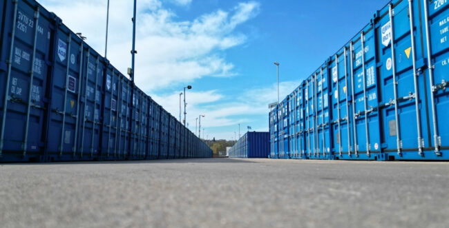 Signs Your Online Business Has Outgrown Your Spare Room (1)